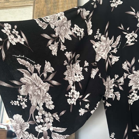 Spiritual Gangster Kimono - Picture 4 of 5